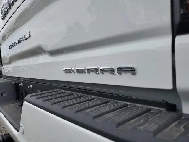 2026 GMC Sierra 3500HD Crew Cab, Long Bed, Denali Ultimate, 4WD