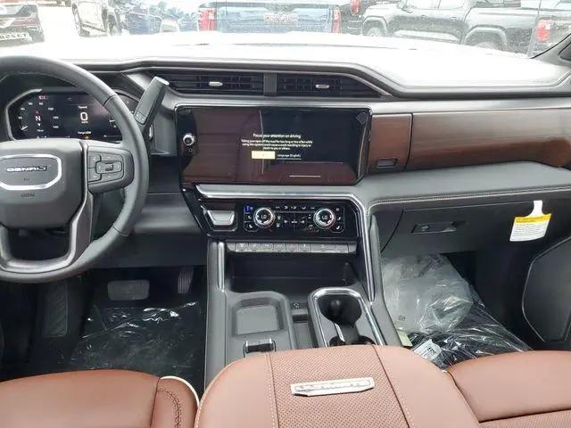 2026 GMC Sierra 3500HD Crew Cab, Long Bed, Denali Ultimate, 4WD