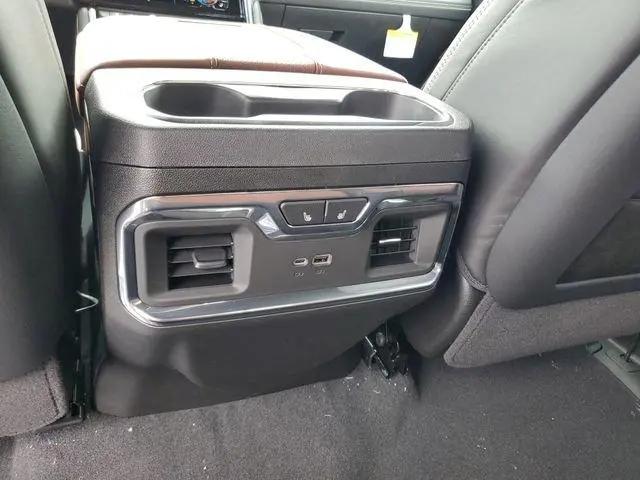 2026 GMC Sierra 3500HD Crew Cab, Long Bed, Denali Ultimate, 4WD
