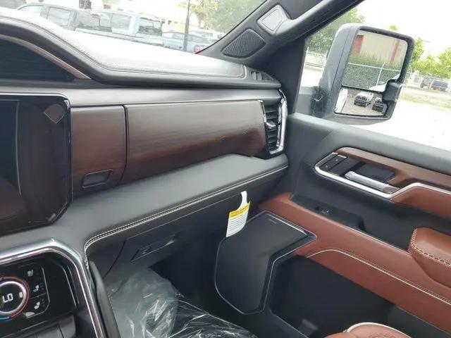 2026 GMC Sierra 3500HD Crew Cab, Long Bed, Denali Ultimate, 4WD