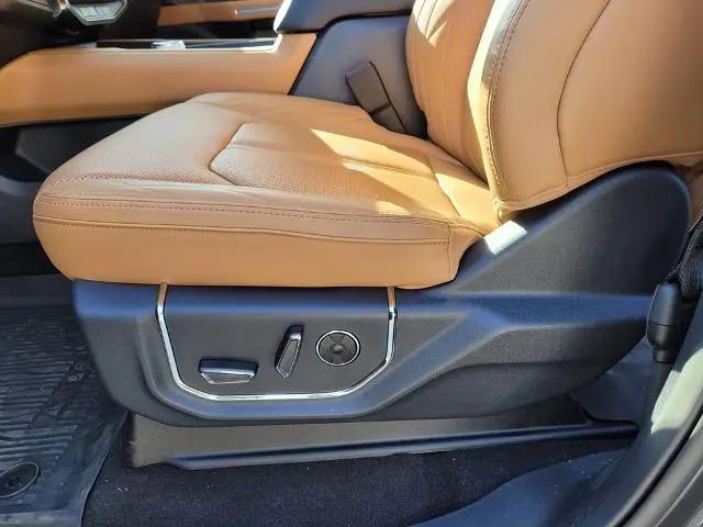 2024 Ford Expedition Platinum