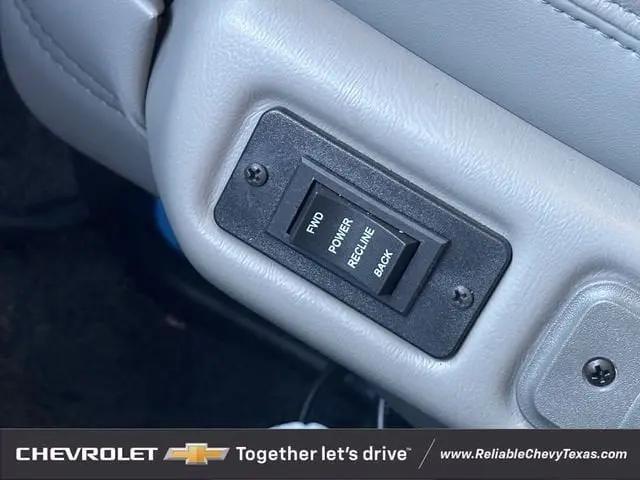 2025 Chevrolet Express Cargo Van RWD 2500 Extended Wheelbase WT