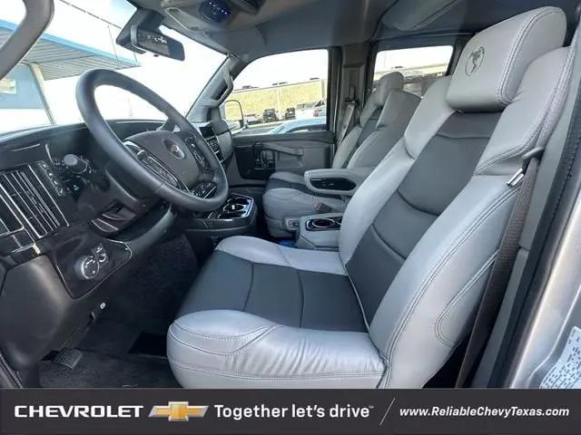 2025 Chevrolet Express Cargo Van RWD 2500 Extended Wheelbase WT