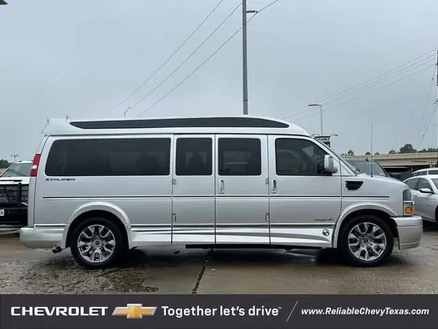 2025 Chevrolet Express Cargo Van RWD 2500 Extended Wheelbase WT