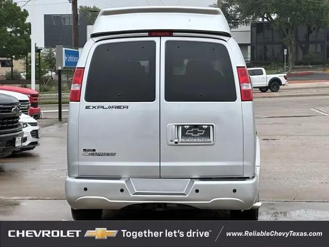2025 Chevrolet Express Cargo Van RWD 2500 Extended Wheelbase WT