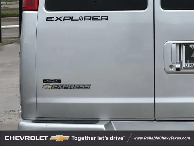 2025 Chevrolet Express Cargo Van RWD 2500 Extended Wheelbase WT