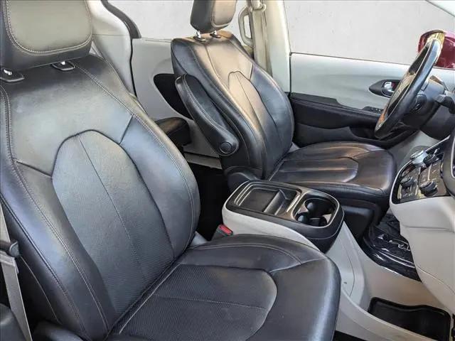 2020 Chrysler Pacifica Touring L