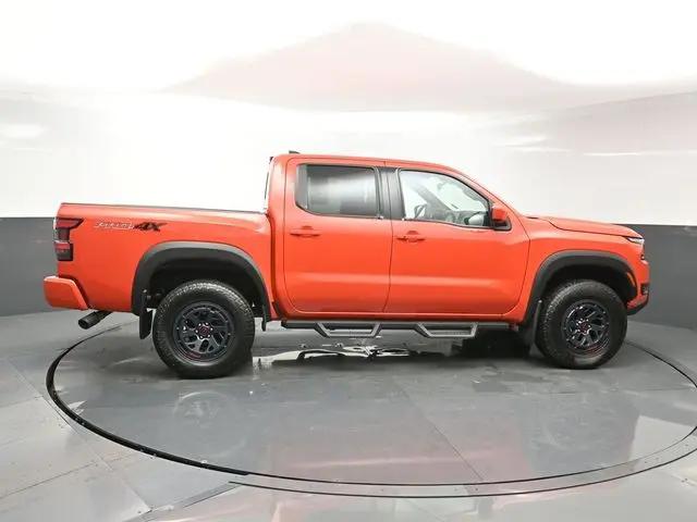 2025 Nissan Frontier Crew Cab PRO-4X 4x4