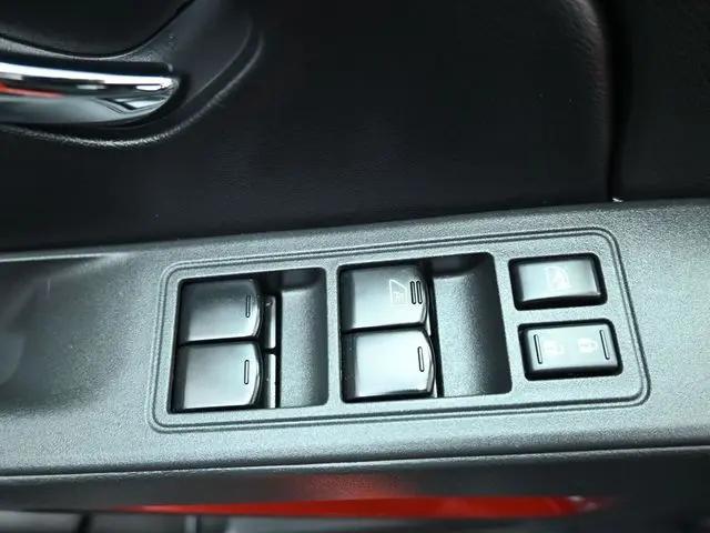 2025 Nissan Frontier Crew Cab PRO-4X 4x4