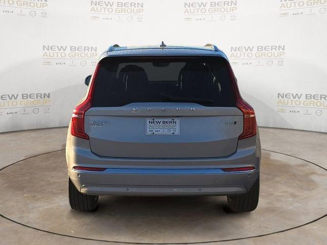 2025 Volvo XC90 B5 Core