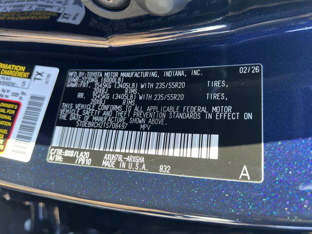 2026 Toyota Highlander Hybrid Platinum