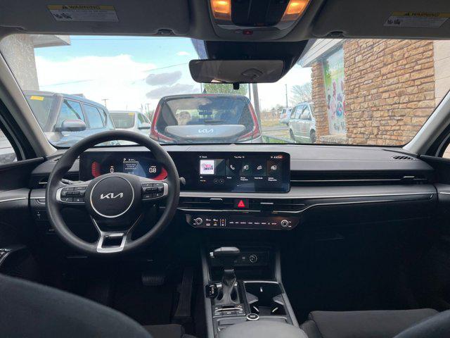 2025 Kia K5 LXS