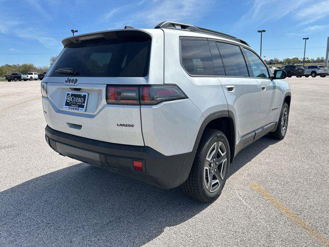 2026 Jeep Cherokee Laredo 4x4
