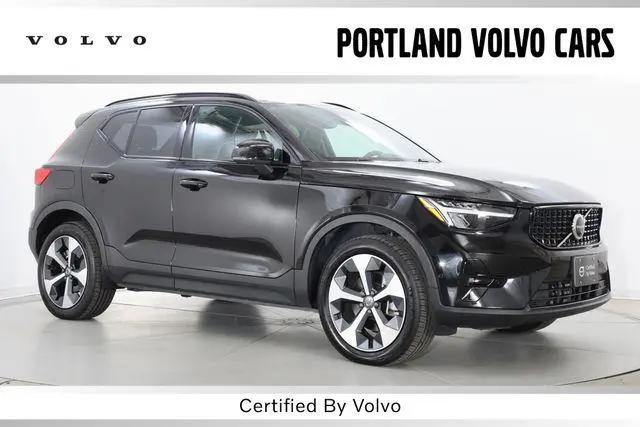 2025 Volvo XC40 B5 Plus Dark Theme for sale in Scarborough, ME