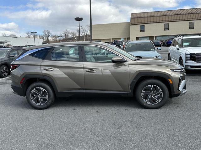 2026 Hyundai Tucson Hybrid Blue SE