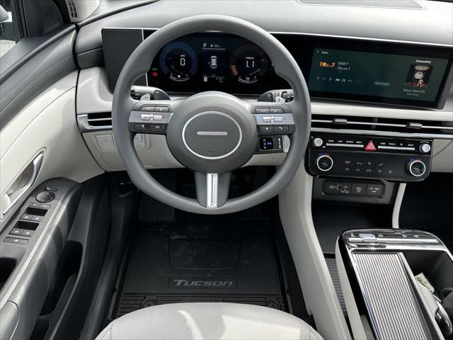 2026 Hyundai Tucson Hybrid Blue SE