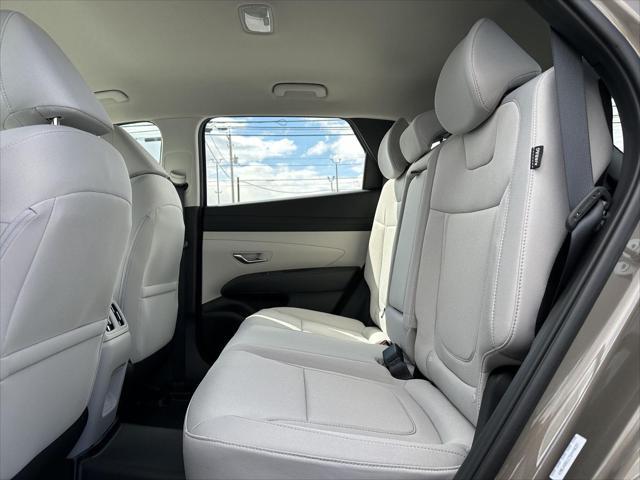 2026 Hyundai Tucson Hybrid Blue SE