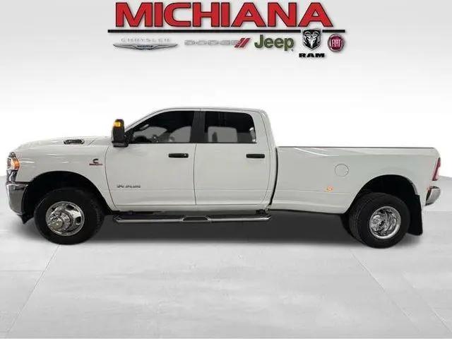 2024 Ram 3500 Big Horn Crew Cab 4x4 8' Box for sale in Mishawaka, IN