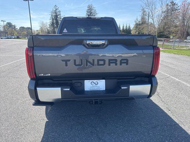 2026 Toyota Tundra Limited CrewMax 5.5' Bed
