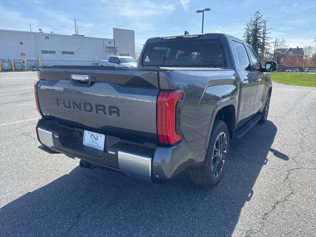 2026 Toyota Tundra Limited CrewMax 5.5' Bed