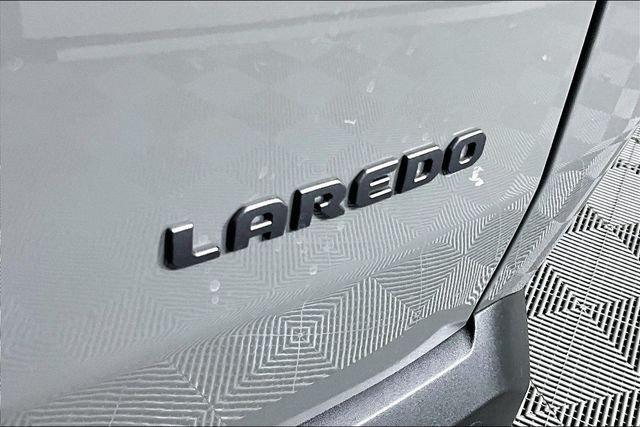 2026 Jeep Cherokee Laredo 4x4