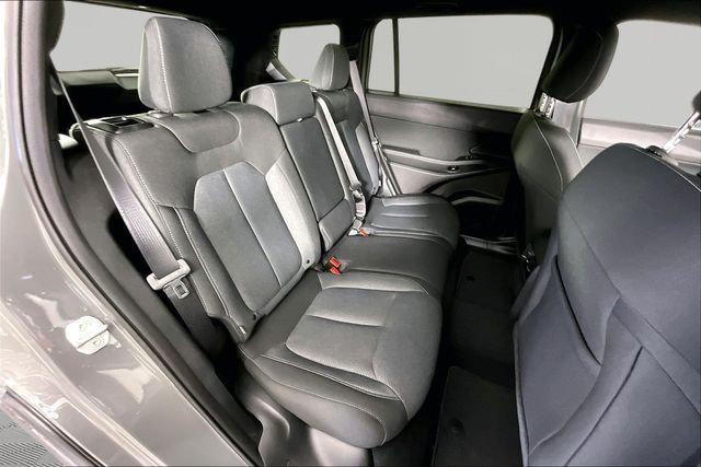 2026 Jeep Cherokee Laredo 4x4