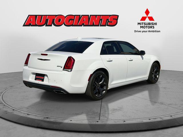2022 Chrysler 300 S
