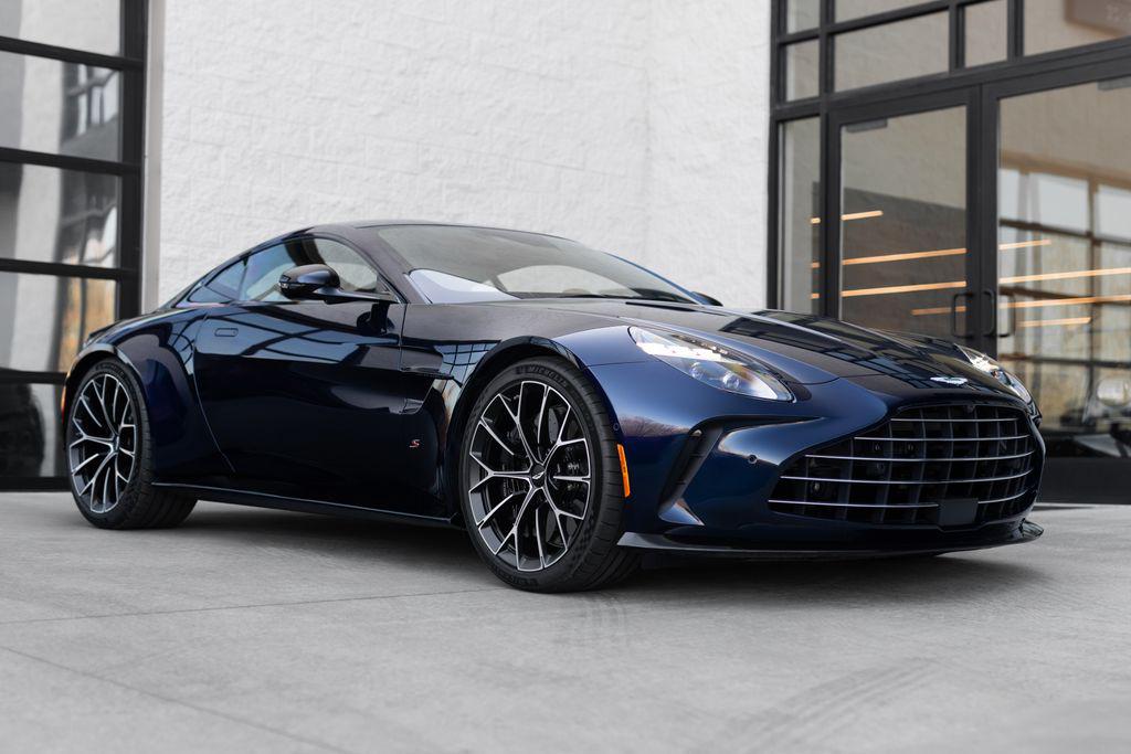 2026 Aston Martin Vantage Base
