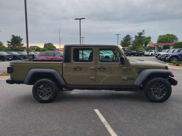 2026 Jeep Gladiator GLADIATOR SPORT 4X4 2026 Jeep Gladiator GLADIATOR SPORT 4X4