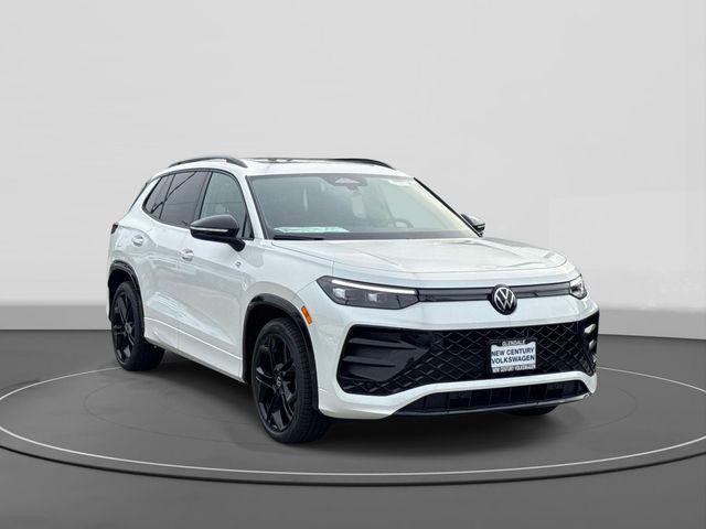 2026 Volkswagen Tiguan SE R-Line Black for sale in Glendale, CA