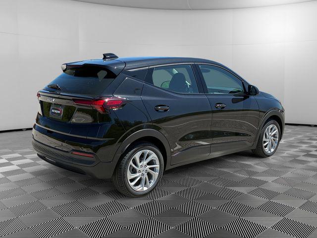 2027 Chevrolet Bolt LT FWD
