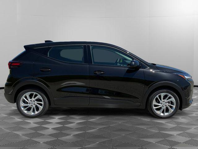 2027 Chevrolet Bolt LT FWD