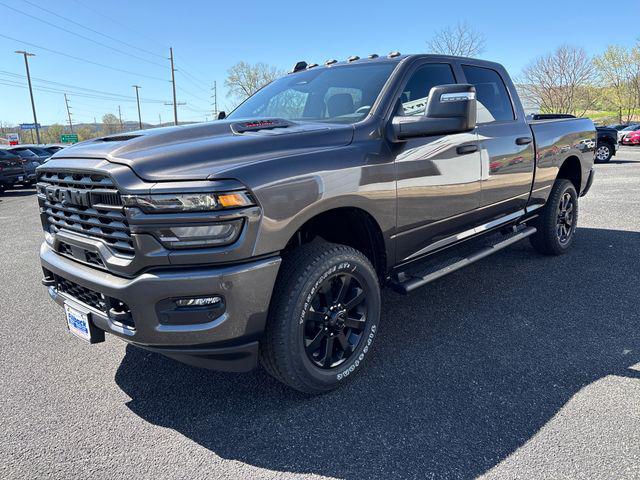 2026 RAM Ram 2500 RAM 2500 BLACK EXPRESS CREW CAB 4X4 64 BOX