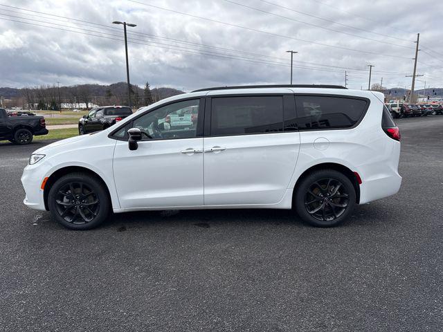 2026 Chrysler Pacifica PACIFICA LIMITED AWD