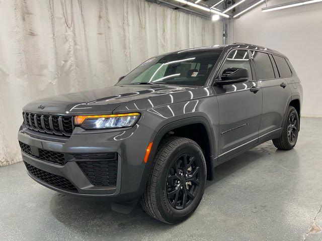2026 Jeep Grand Cherokee Altitude 4x4
