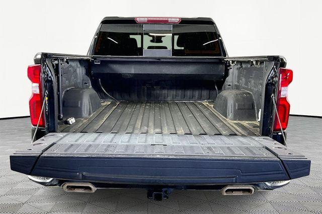 2022 Chevrolet Silverado 1500 4WD Crew Cab Short Bed RST