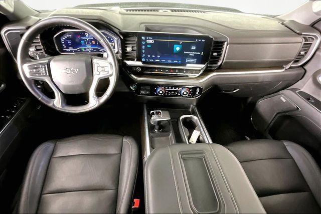 2022 Chevrolet Silverado 1500 4WD Crew Cab Short Bed RST