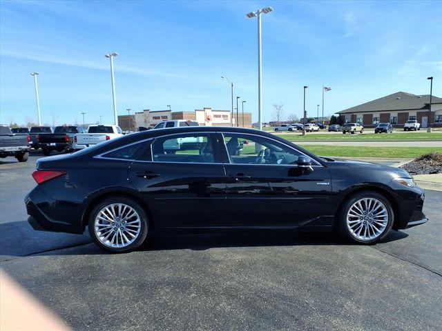 2019 Toyota Avalon Hybrid Limited