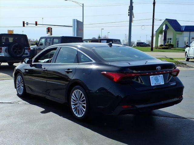 2019 Toyota Avalon Hybrid Limited