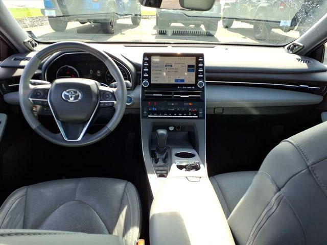 2019 Toyota Avalon Hybrid Limited