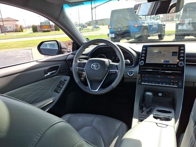 2019 Toyota Avalon Hybrid Limited
