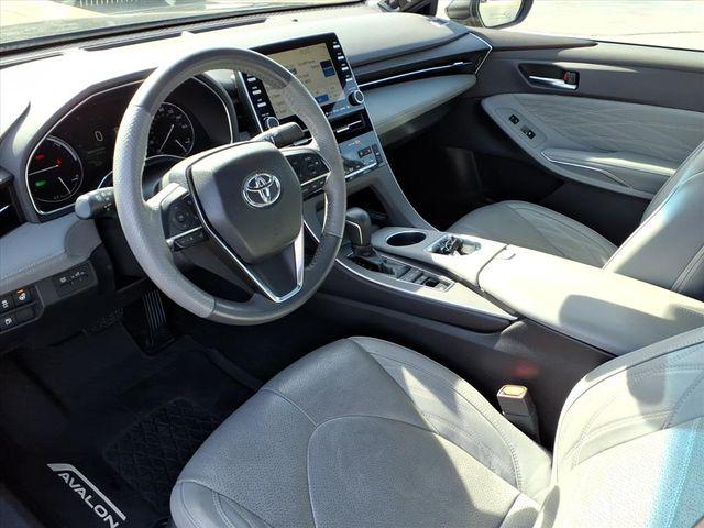 2019 Toyota Avalon Hybrid Limited