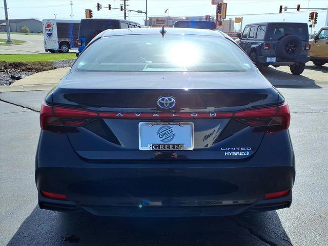 2019 Toyota Avalon Hybrid Limited