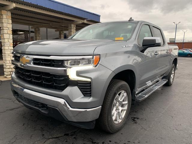 2023 Chevrolet Silverado 1500 4WD Crew Cab Standard Bed LT