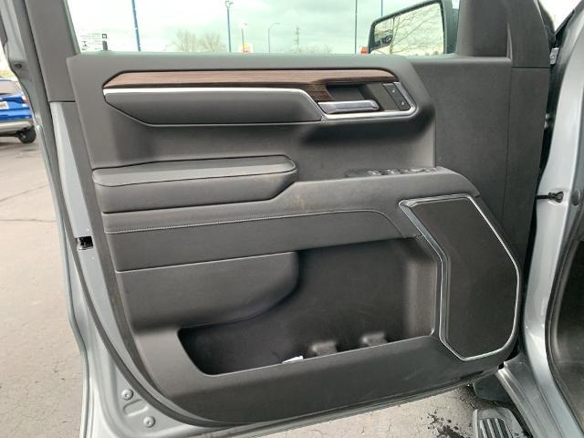2023 Chevrolet Silverado 1500 4WD Crew Cab Standard Bed LT