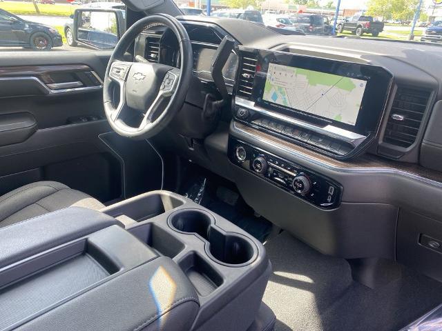 2023 Chevrolet Silverado 1500 4WD Crew Cab Standard Bed LT