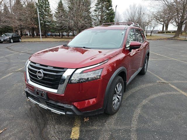 2023 Nissan Pathfinder SL 4WD