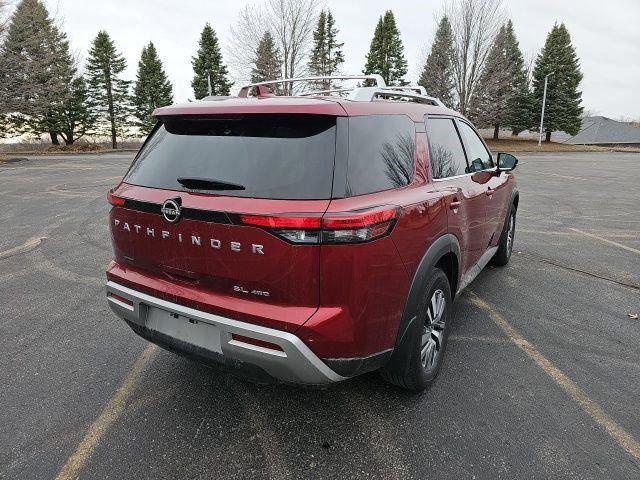 2023 Nissan Pathfinder SL 4WD
