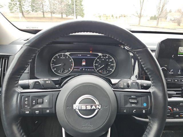 2023 Nissan Pathfinder SL 4WD