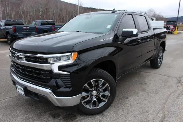 2024 Chevrolet Silverado 1500 4WD Crew Cab Short Bed LT with 2FL